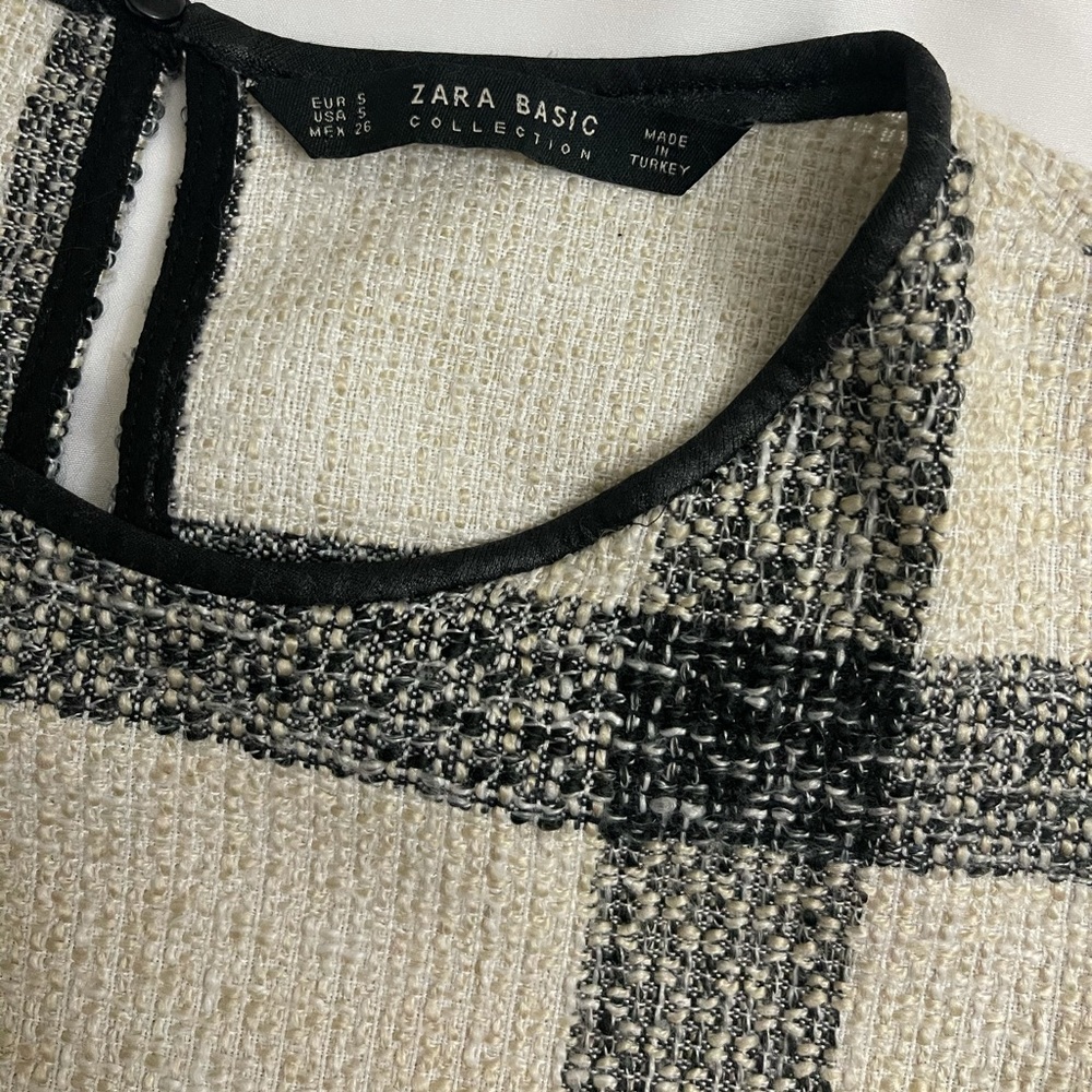 Zara Basic Top - Picture 4 of 4